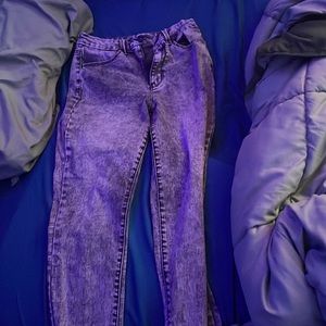 Grey white and black jeans , no boundaries